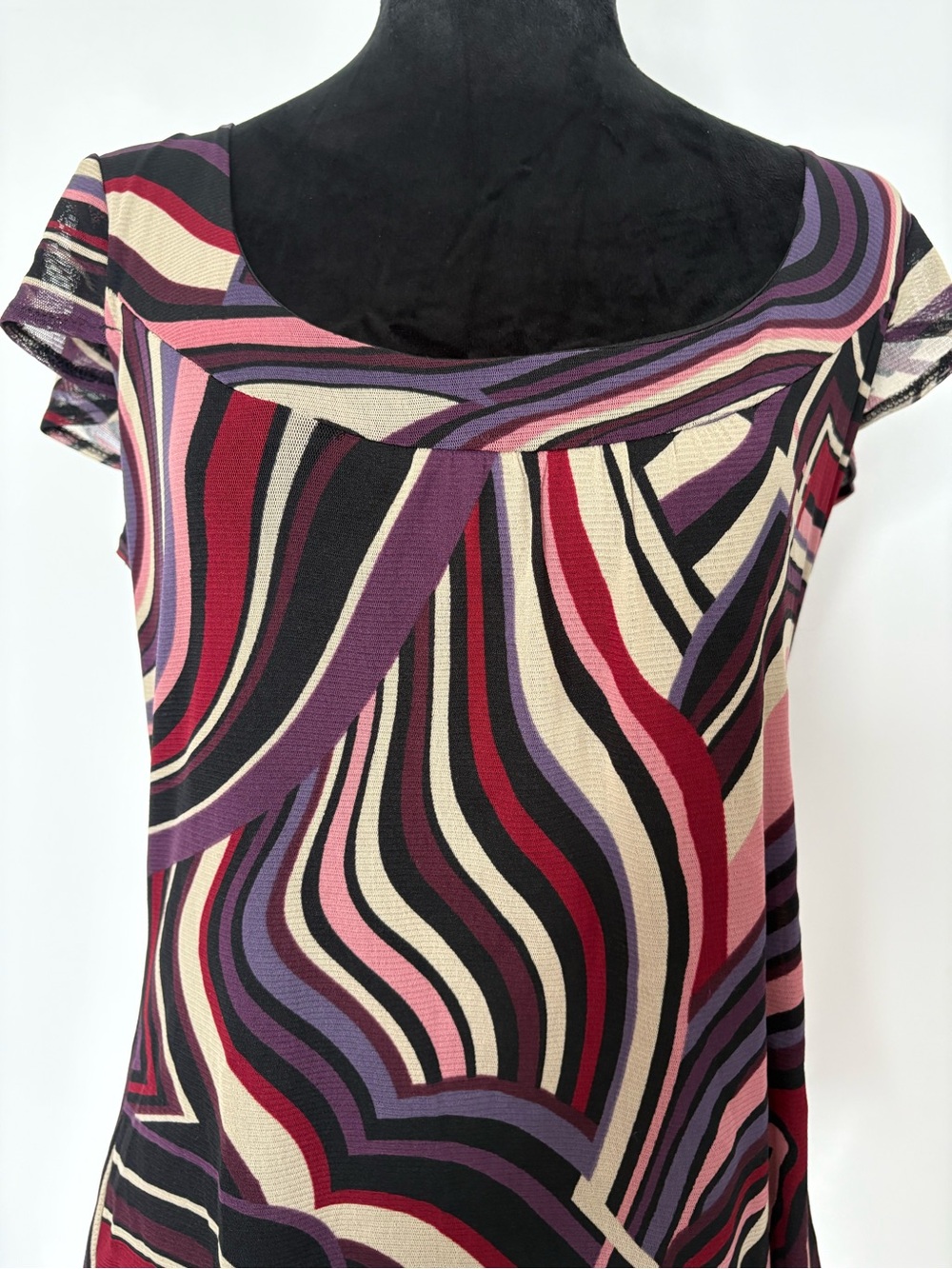 Abstract top - Picture 2 of 5